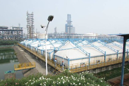 為“碧水藍(lán)天”再添新筆觸，反吊膜新技術(shù)治理廢氣獲成功