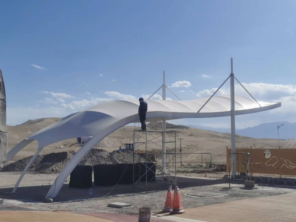 張掖沙漠體育公園出入口膜結構工程